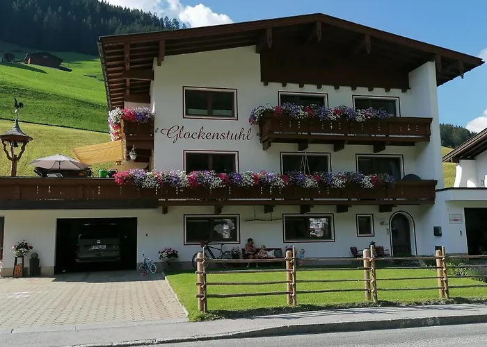 Glockenstuhl, Haus *